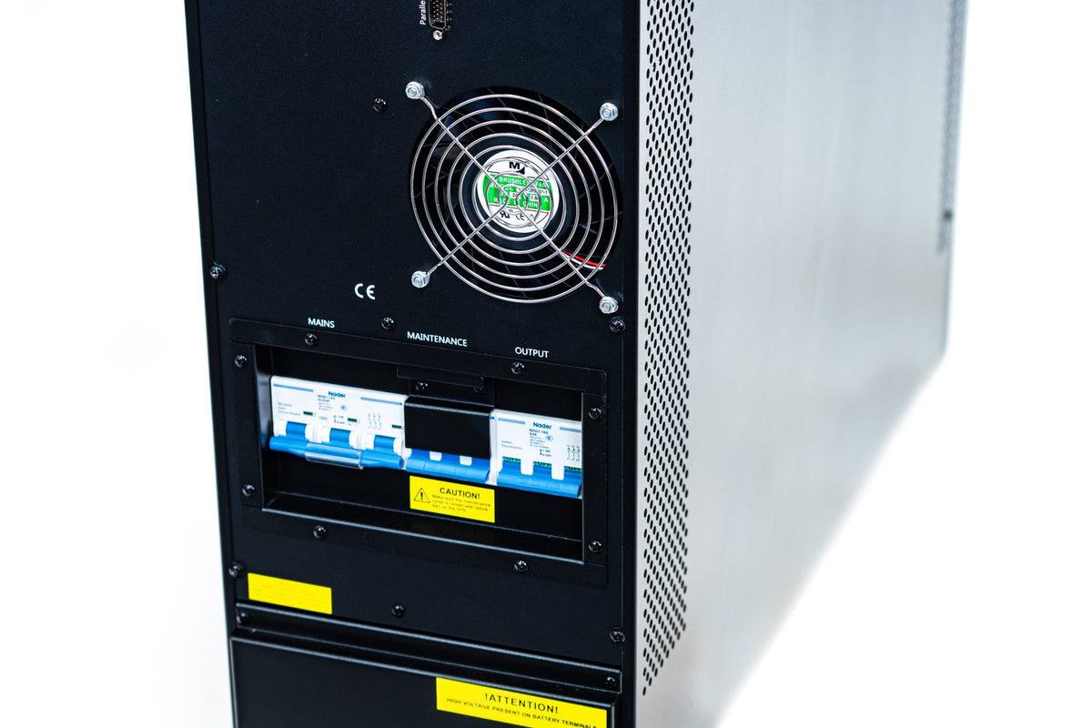 UPS Trifásico Online 10kVA / 10kW – Pantalla Touch, Respaldo para Data Center